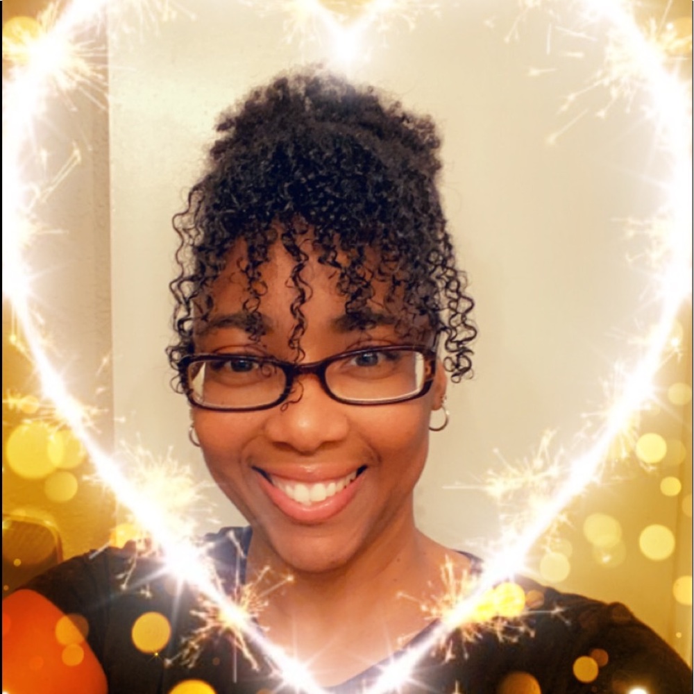 Meet your Posher, Vanessa